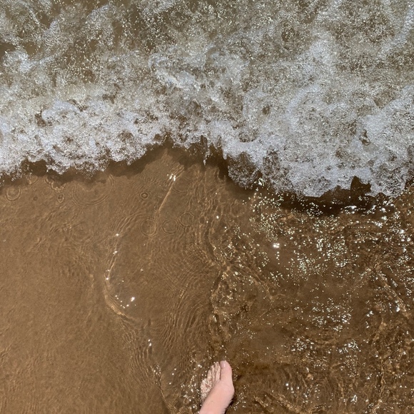 Meet your Posher, Amy - Picture 1 of 1